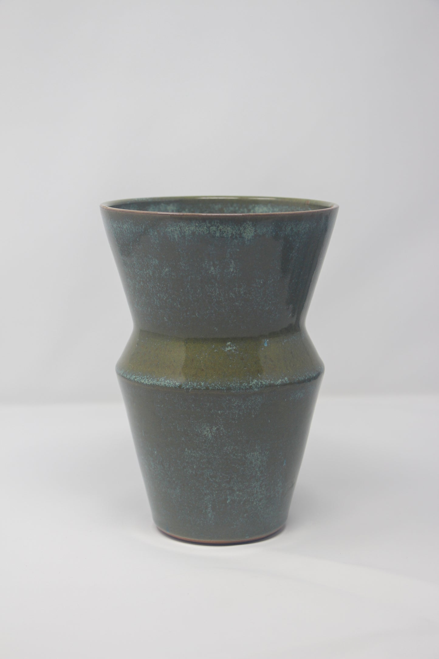 Large Vase, Pumpernickel